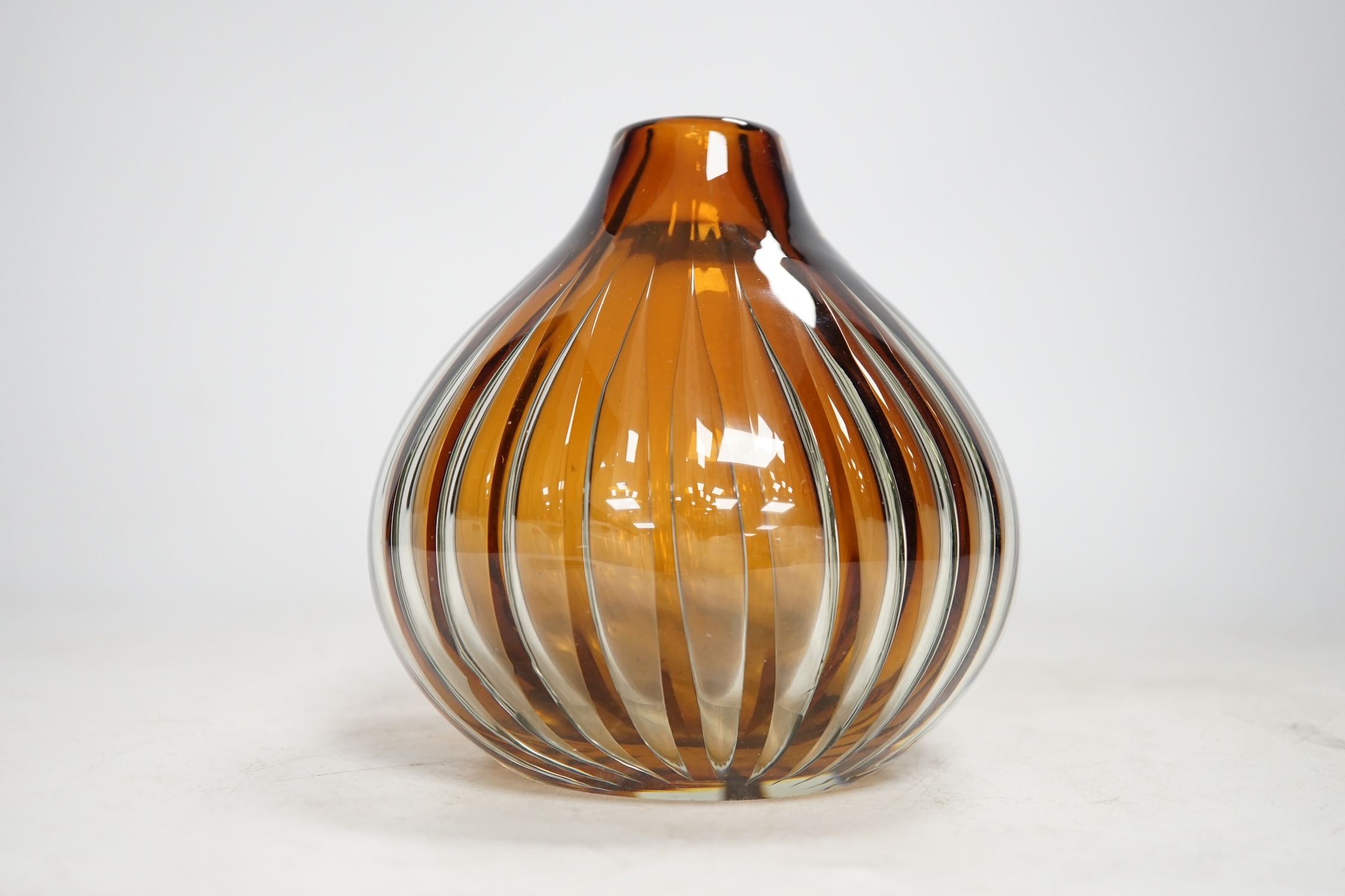 Kaj Franck for Nuutajarvi Notsjo, an art glass vase, signed to base, 14cm high. Condition - good